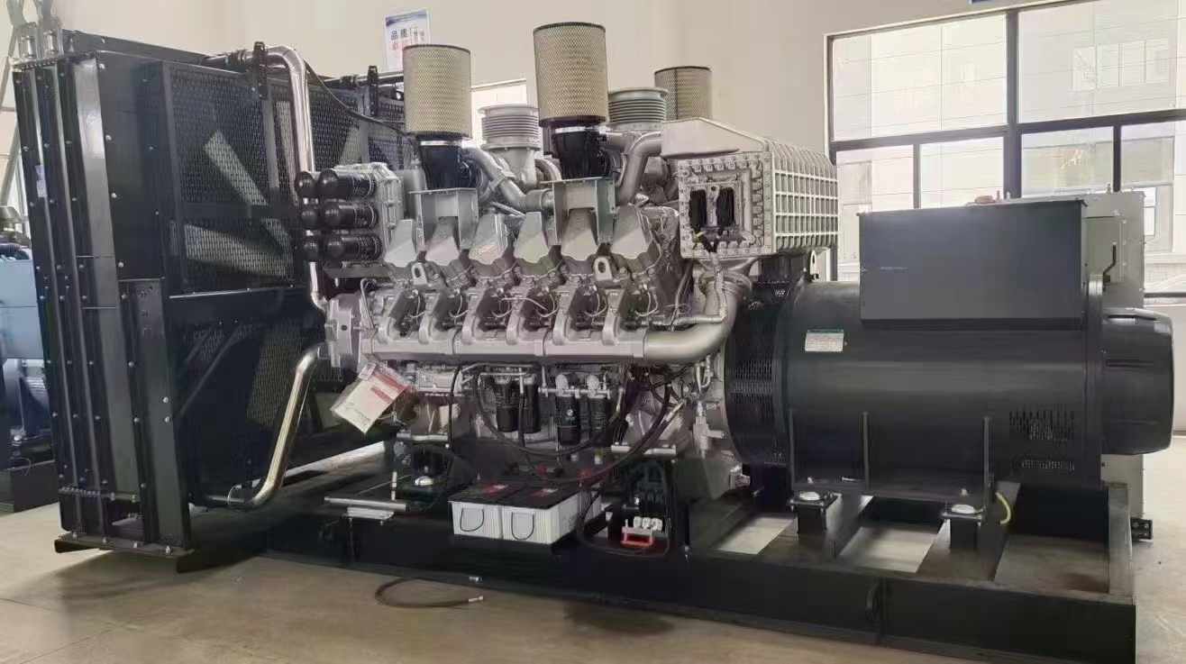 铁西800KW柴油发电机组可以带动多少kw的设备？